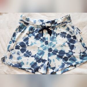 NWT Old Navy size large blue tie dye shorts